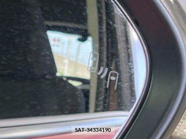 Toyota YARIS CROSS 2022-01 8211207-5