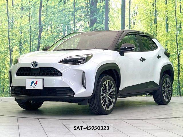 Toyota YARIS CROSS 2023-11 8211200-12