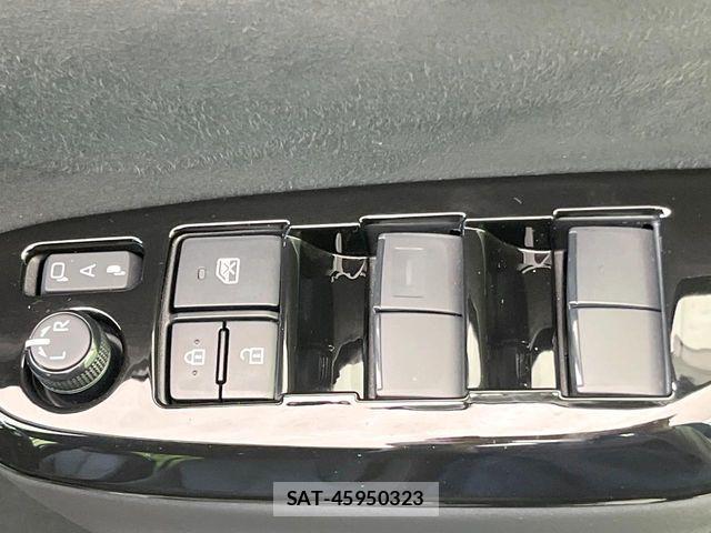 Toyota YARIS CROSS 2023-11 8211200-19
