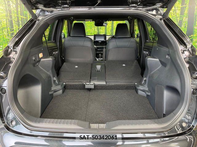 Toyota YARIS CROSS 2022-10 8211201-9