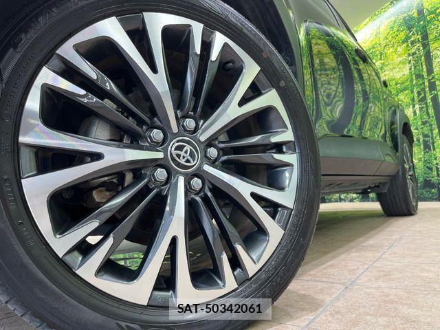 Toyota YARIS CROSS 2022-10 8211201-12