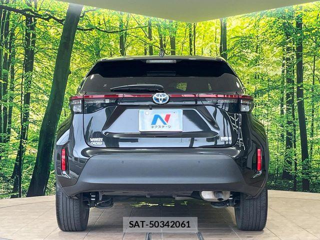 Toyota YARIS CROSS 2022-10 8211201-14