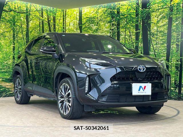 Toyota YARIS CROSS 2022-10 8211201-15