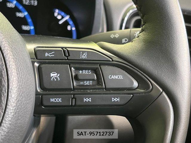 Toyota YARIS CROSS 2023-07 8211195-5