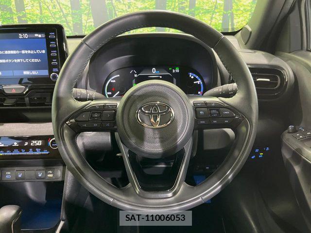 Toyota YARIS CROSS 2024-01 8211196-10