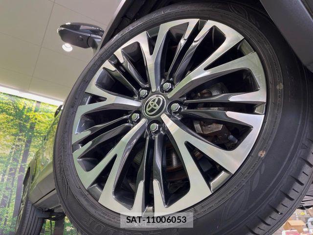 Toyota YARIS CROSS 2024-01 8211196-12