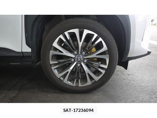 Toyota YARIS CROSS 2023-12 8232560-11