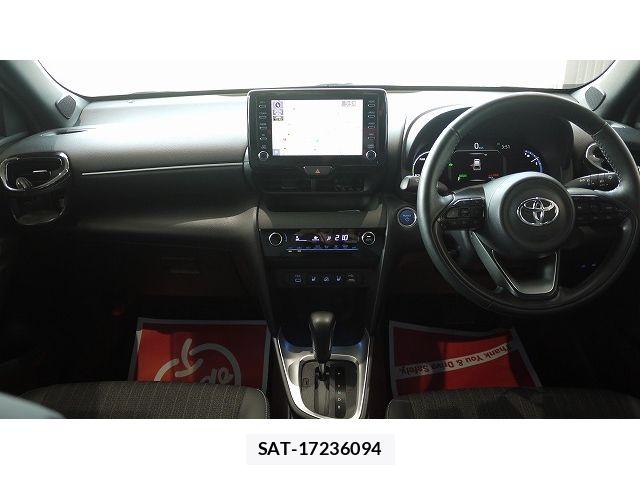 Toyota YARIS CROSS 2023-12 8232560-1