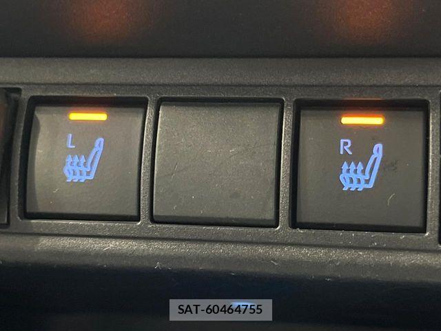 Toyota YARIS CROSS 2022-06 8232567-6