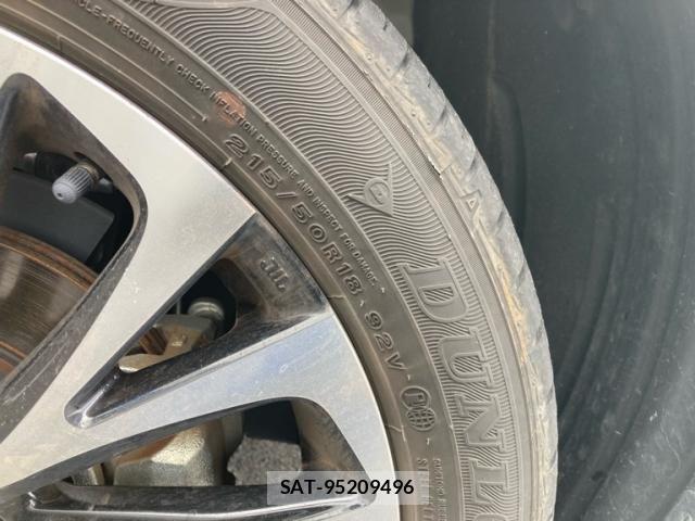 Toyota YARIS CROSS 2024-02 8232561-21