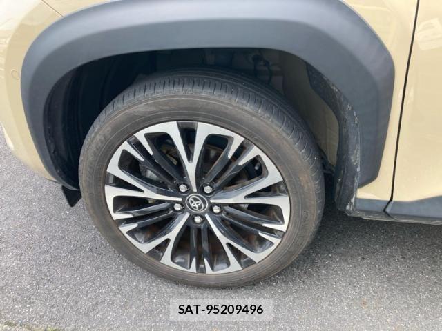 Toyota YARIS CROSS 2024-02 8232561-24