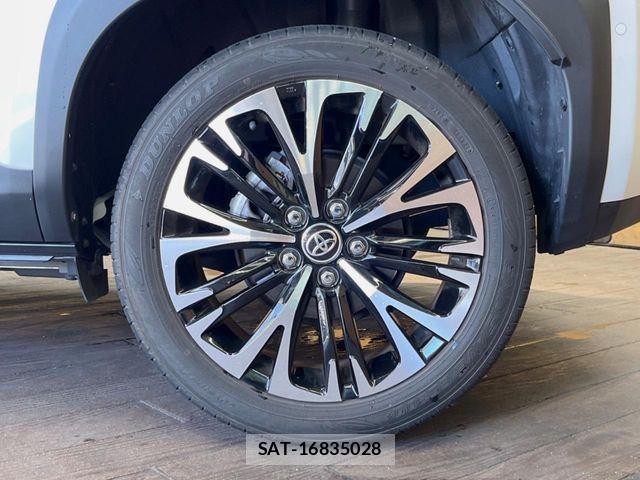 Toyota YARIS CROSS 2024-03 8232556-12