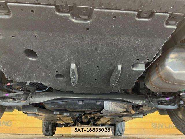 Toyota YARIS CROSS 2024-03 8232556-18