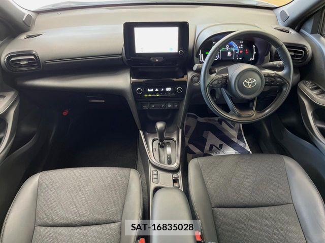 Toyota YARIS CROSS 2024-03 8232556-1
