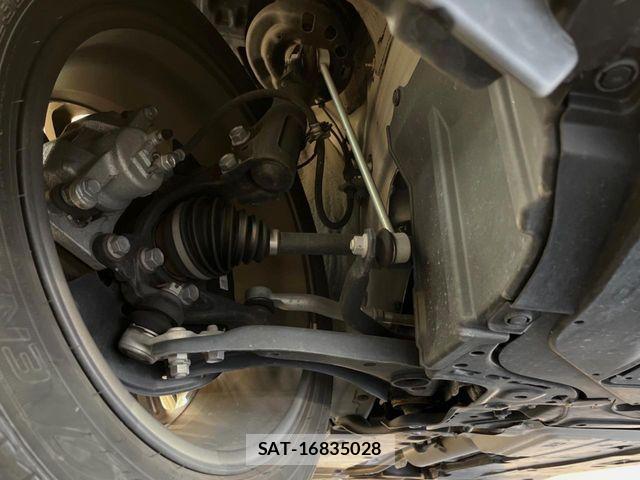 Toyota YARIS CROSS 2024-03 8232556-19