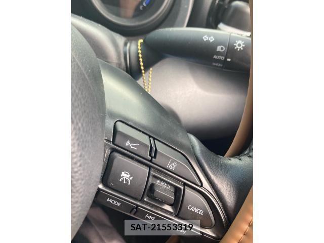 Toyota YARIS CROSS 2022-02 8232566-18