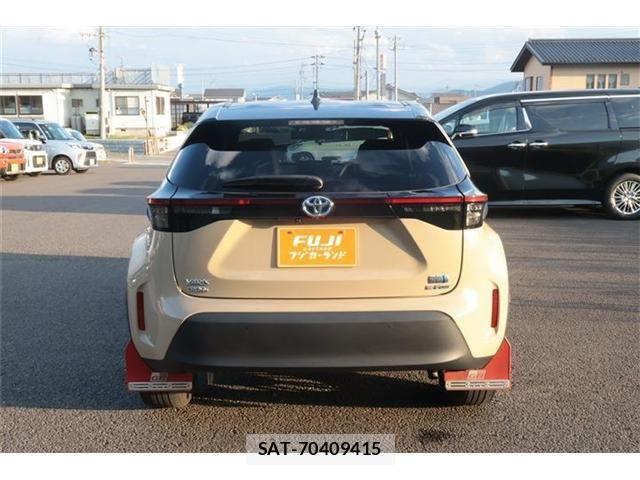 Toyota YARIS CROSS 2023-10 8232557-16