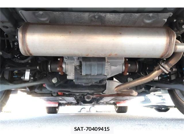 Toyota YARIS CROSS 2023-10 8232557-19
