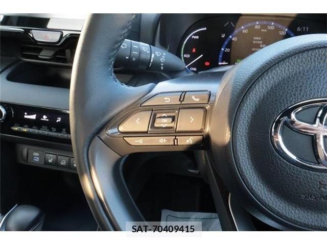 Toyota YARIS CROSS 2023-10 8232557-23
