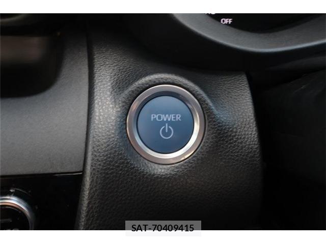 Toyota YARIS CROSS 2023-10 8232557-29