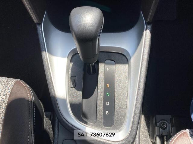 Toyota YARIS CROSS 2021-02 8247286-10