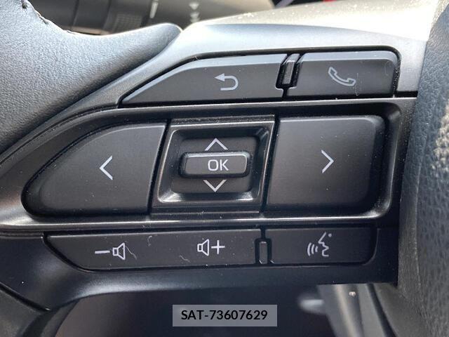 Toyota YARIS CROSS 2021-02 8247286-13