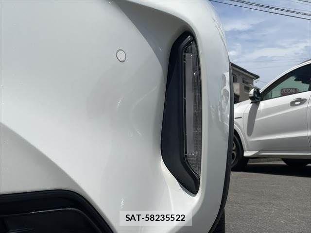 Toyota YARIS CROSS 2021-09 8247287-25