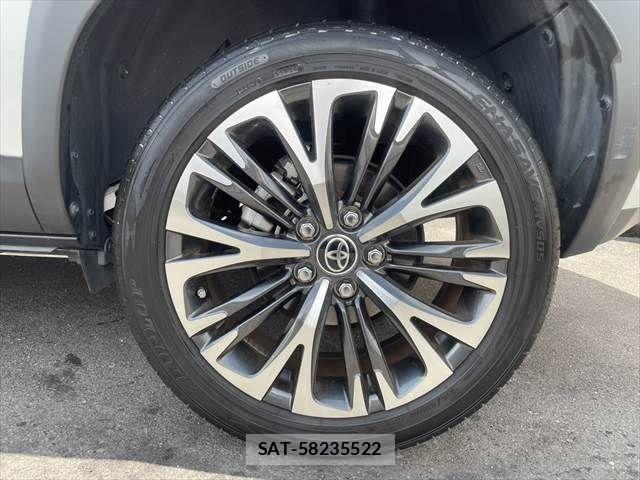 Toyota YARIS CROSS 2021-09 8247287-29