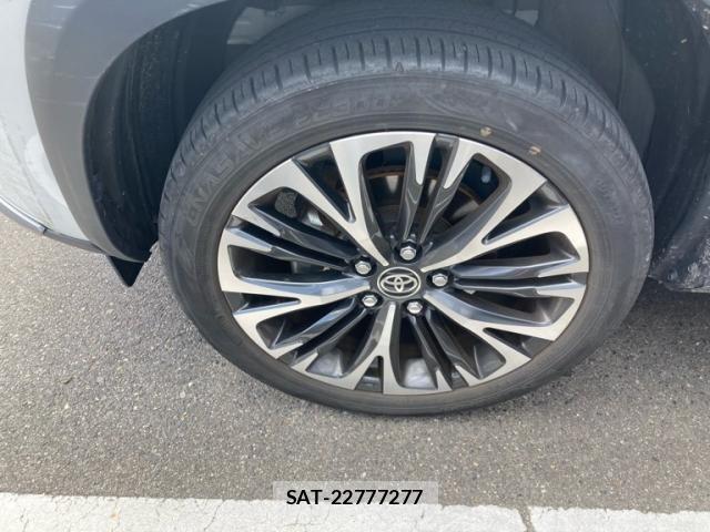 Toyota YARIS CROSS 2024-01 8247285-5