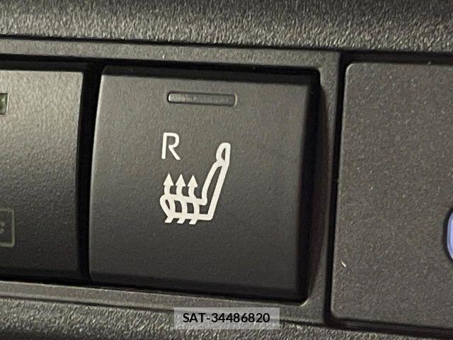 Toyota YARIS CROSS 2026-04 8247279-7