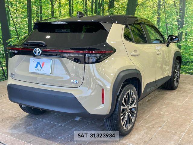 Toyota YARIS CROSS 2021-08 8247284-17
