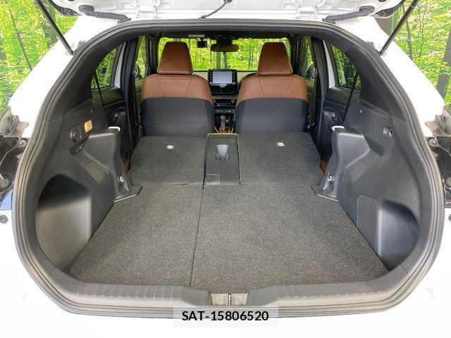 Toyota YARIS CROSS 2023-12 8247283-9