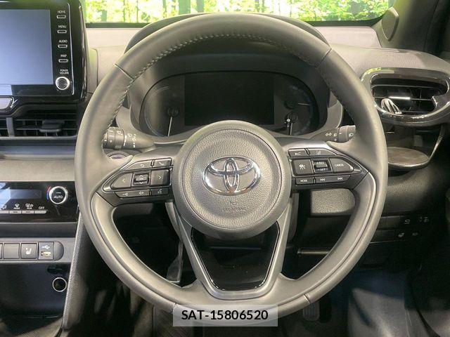 Toyota YARIS CROSS 2023-12 8247283-10