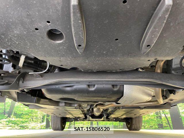 Toyota YARIS CROSS 2023-12 8247283-17