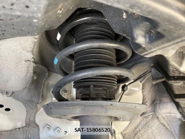 Toyota YARIS CROSS 2023-12 8247283-18