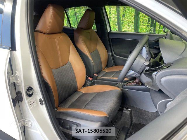 Toyota YARIS CROSS 2023-12 8247283-7