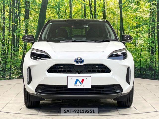 Toyota YARIS CROSS 2022-08 8247281-13