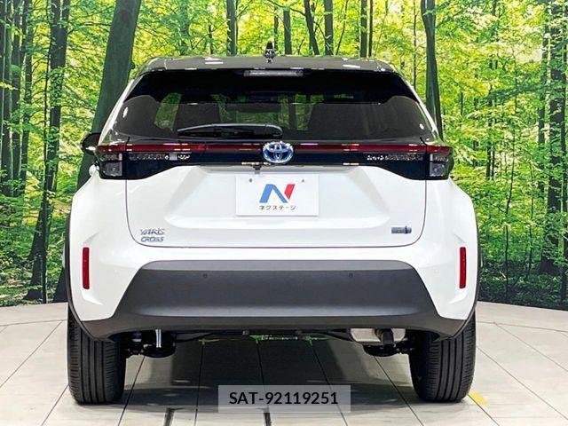 Toyota YARIS CROSS 2022-08 8247281-14