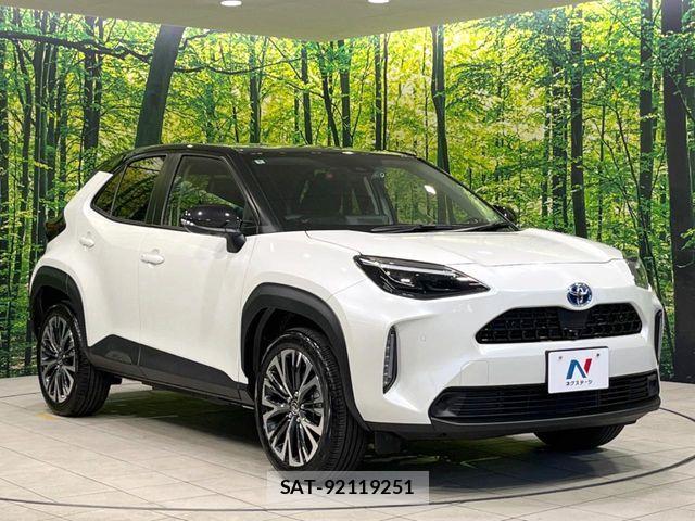 Toyota YARIS CROSS 2022-08 8247281-15