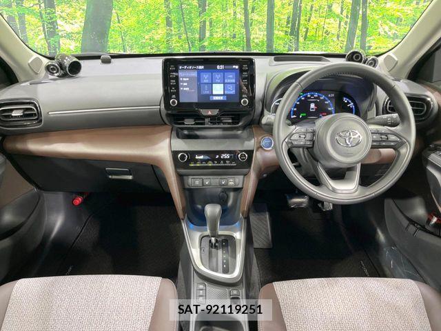 Toyota YARIS CROSS 2022-08 8247281-1
