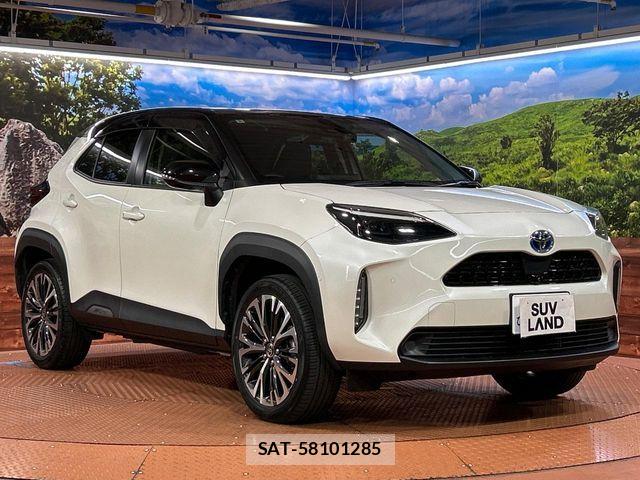 Toyota YARIS CROSS 2022-03 8247280-15