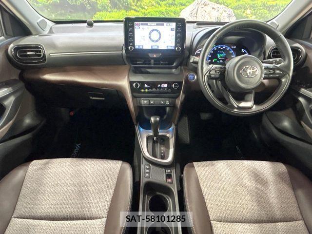 Toyota YARIS CROSS 2022-03 8247280-1
