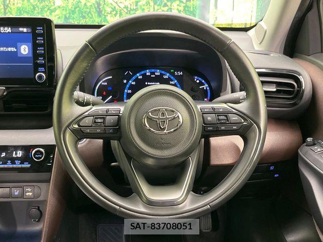 Toyota YARIS CROSS 2021-07 8318335-10