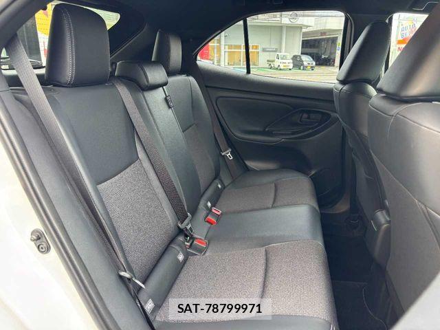 Toyota YARIS CROSS 2025-04 8318323-23