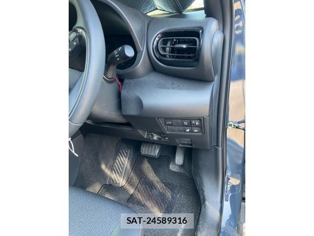 Toyota YARIS CROSS 2025-01 8318324-14