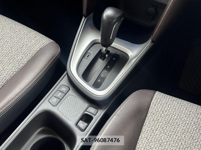Toyota YARIS CROSS 2021-03 8318334-19