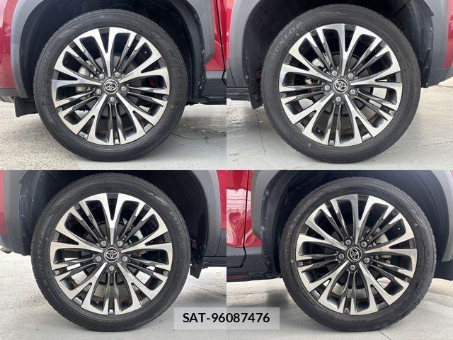 Toyota YARIS CROSS 2021-03 8318334-4