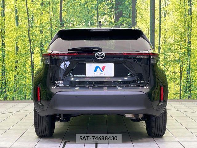 Toyota YARIS CROSS 2025-10 8318325-15