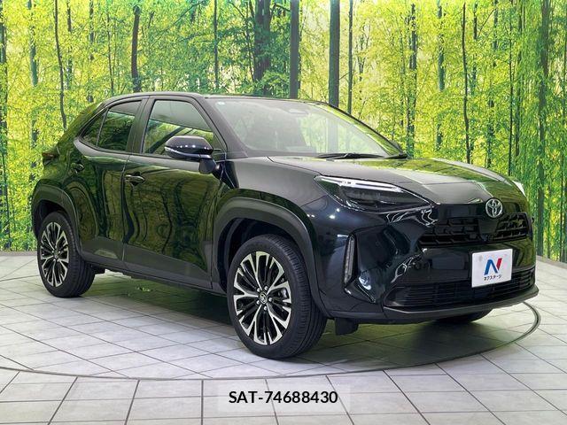 Toyota YARIS CROSS 2025-10 8318325-16