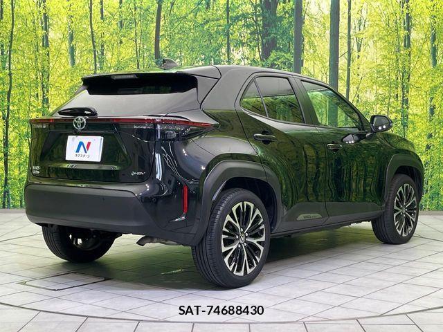 Toyota YARIS CROSS 2025-10 8318325-17